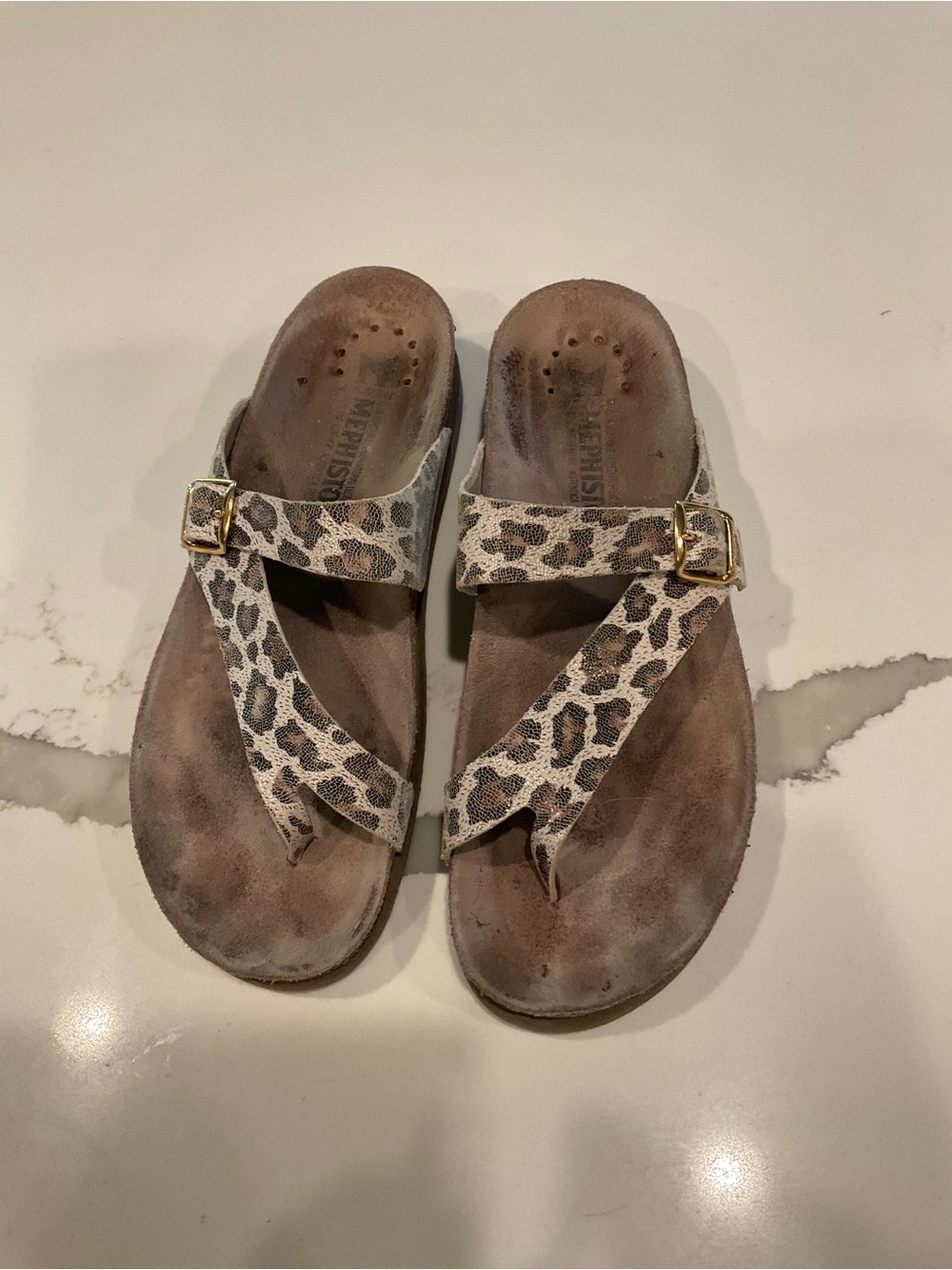 Mesphisto Helen Leather Leopard Print Thong Sandals with Gold Buckle 40